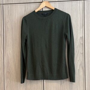 Banana Republic Dark Olive Crew Neck Sweater